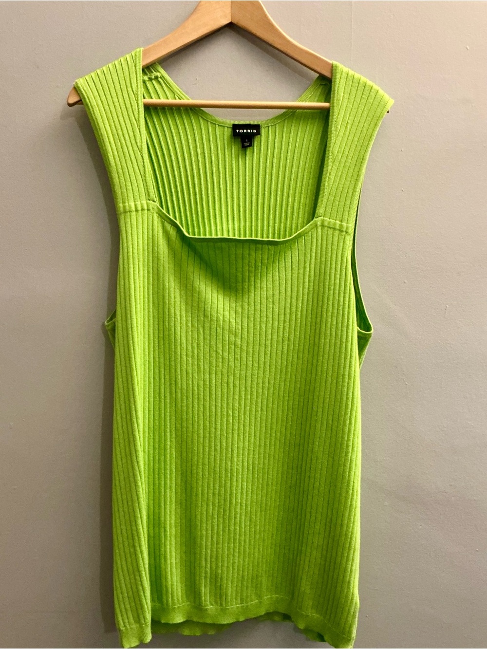 Torrid Size 4 4X Lime Green Ribbed Knit Square Neck Sleeveless Top
